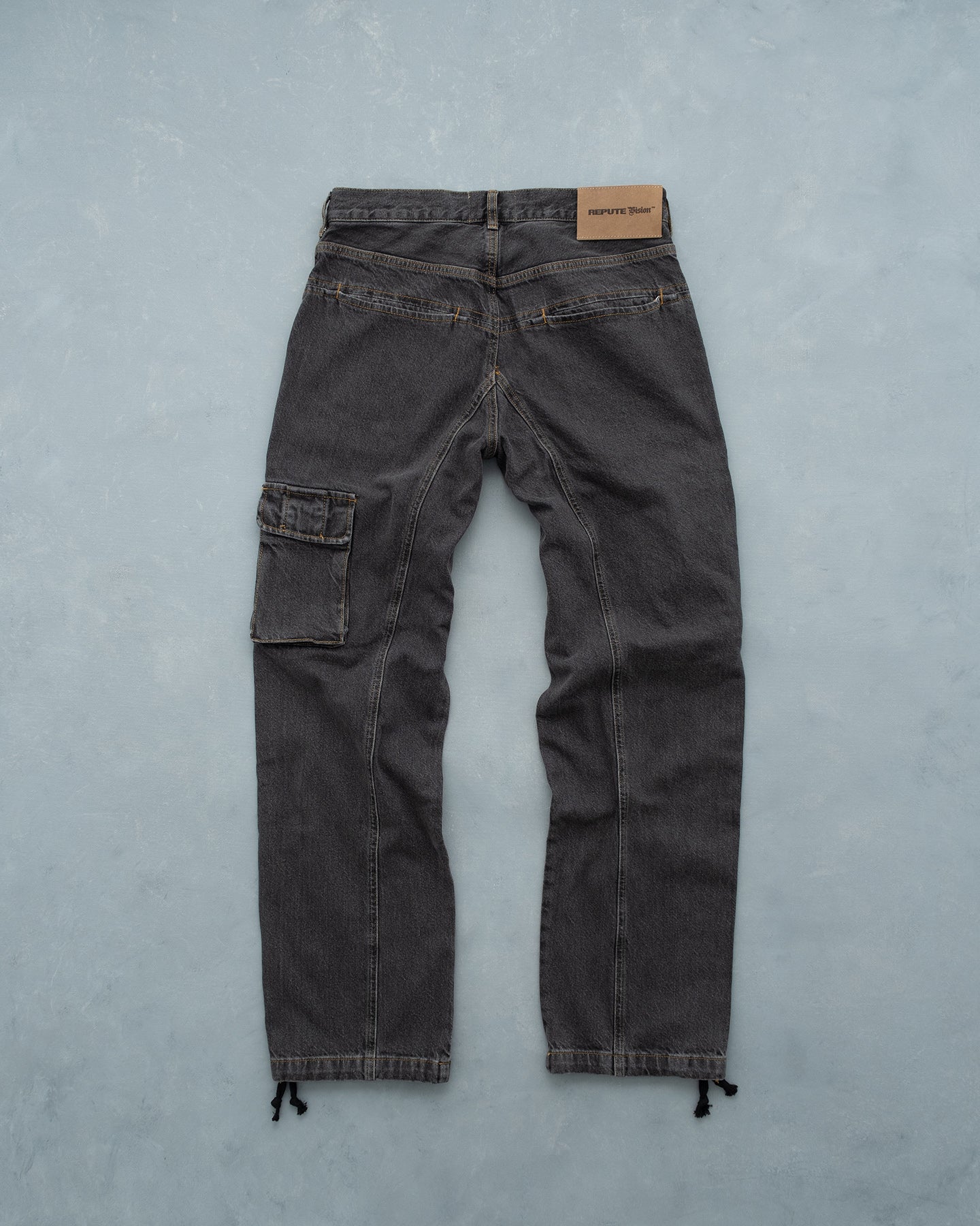 MULTIPOCKET CARGO DENIM